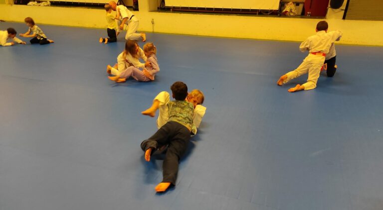 405811969_861084089045841_5427680813935336031_n